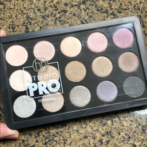 🧖🏻‍♀️ BH COSMETICS TITANIUM 🧖🏻‍♀️